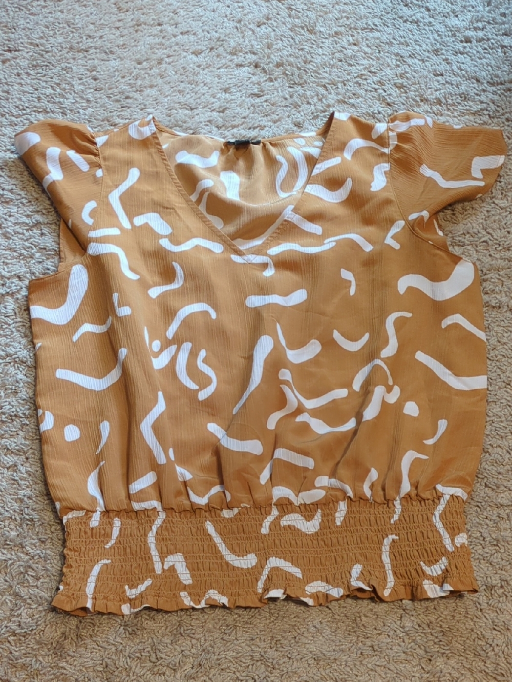Ann Taylor Mustard Brown Abstract Print Short Sleeve Blouse